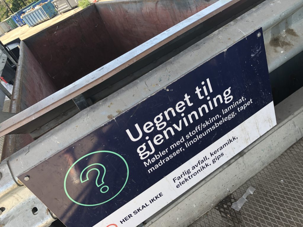 Container merket Uegnet til gjenvinning